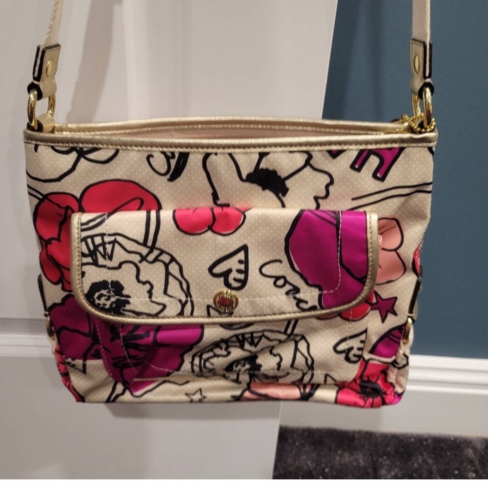 🌸🌺🌸Coach women’s Crossbody bag floral with pretty colors
